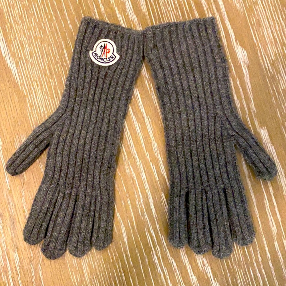 Moncler Fine Wool Gloves
